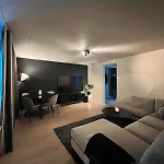 Renovated 2-bedroom -72 M2 Center! * 트롬쇠