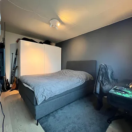 Renovated 2-bedroom -72 M2 Center! Appartement *