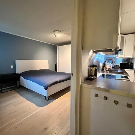 شقة Renovated 2-bedroom -72 M2 Center! *