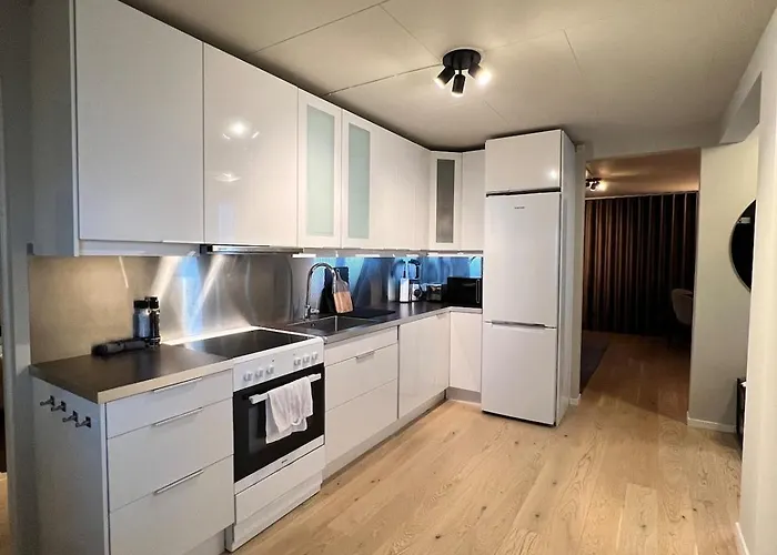 Apartamento Renovated 2-bedroom -72 M2 Center!