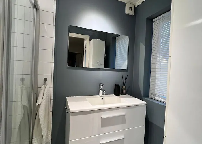 Renovated 2-bedroom -72 M2 Center! Apartamento *